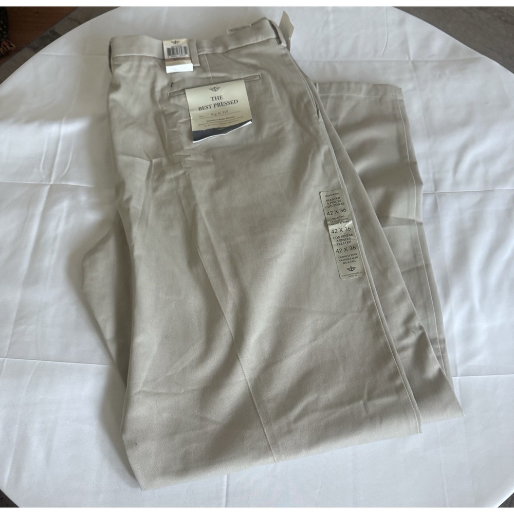 NEW DOCKERS MEN'S BEST PRESSED KHAKI CLASSIC FIT BLACK PLEATED PANTS 42/36
